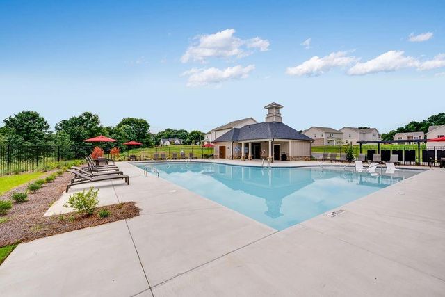 1683 Fawlocke Run, Loganville, GA 30052