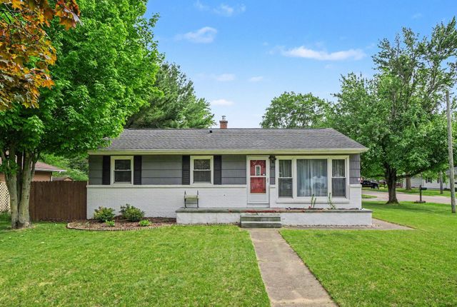 319 W North Street, Paw Paw, MI 49079