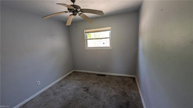 629 Breeds Hill RD, Virginia Beach, VA 23462