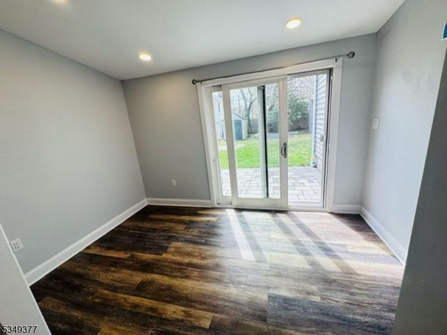 16 Irwin Ave, Freehold Twp., NJ 07728