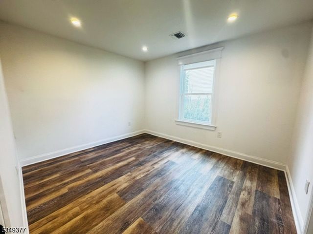 16 Irwin Ave, Freehold Twp., NJ 07728