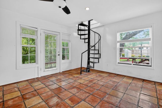 1204 Ashburn Avenue, College Station, TX 77840