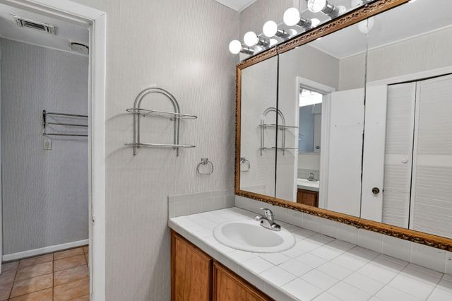 1204 Ashburn Avenue, College Station, TX 77840