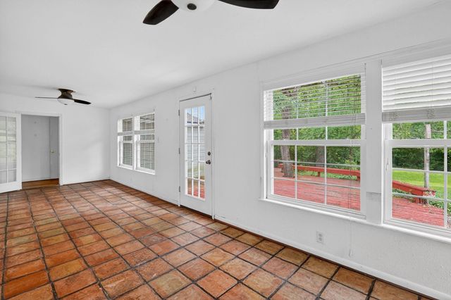 1204 Ashburn Avenue, College Station, TX 77840