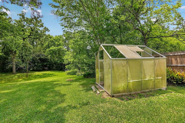 1204 Ashburn Avenue, College Station, TX 77840