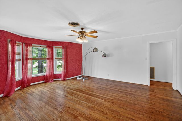 1204 Ashburn Avenue, College Station, TX 77840