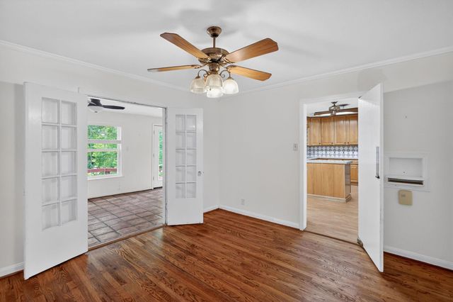 1204 Ashburn Avenue, College Station, TX 77840