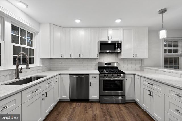 604 MCKINLEY AVE, Pitman, NJ 08071