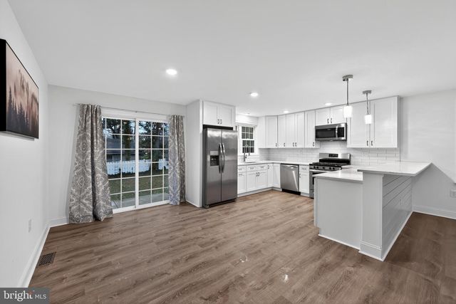 604 MCKINLEY AVE, Pitman, NJ 08071