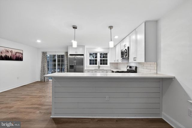 604 MCKINLEY AVE, Pitman, NJ 08071