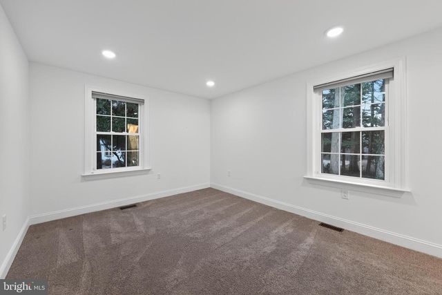 604 MCKINLEY AVE, Pitman, NJ 08071