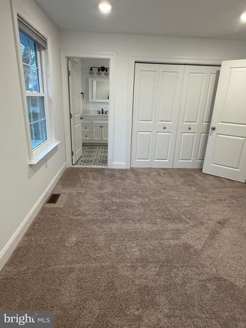 604 MCKINLEY AVE, Pitman, NJ 08071