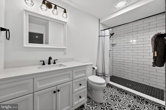 604 MCKINLEY AVE, Pitman, NJ 08071