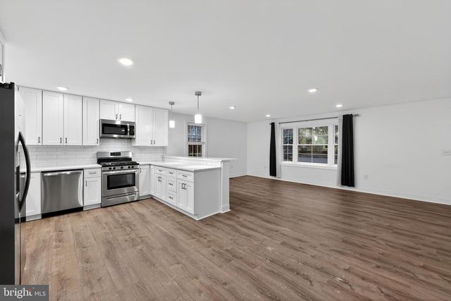 604 MCKINLEY AVE, Pitman, NJ 08071