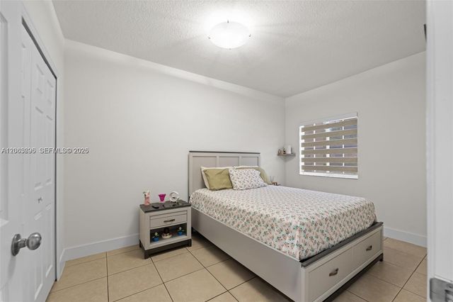 3220 NE 11th Drive, Homestead, FL 33033