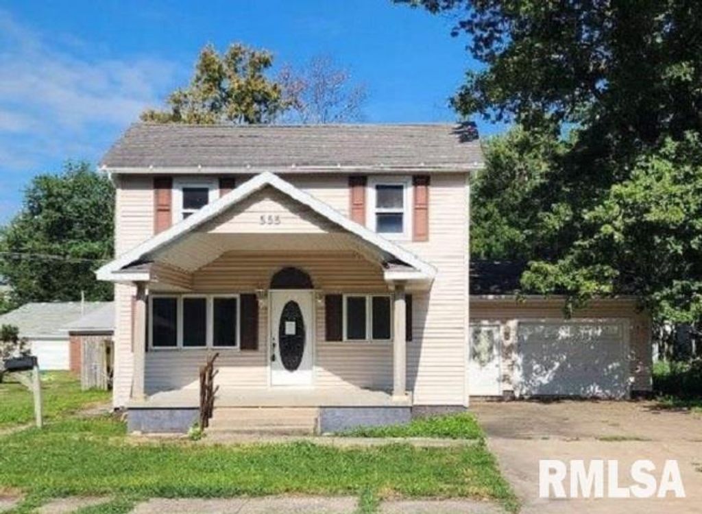 555 N JACKSON Street, Bushnell, IL 61422