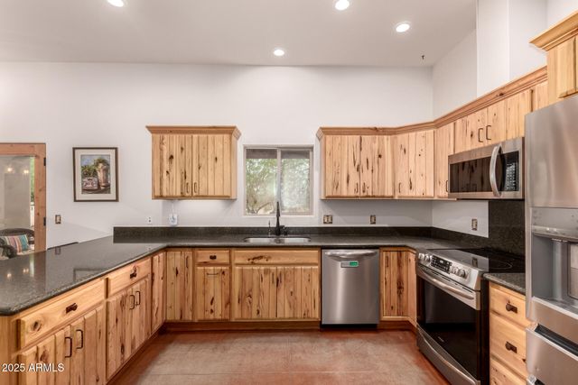 40342 N 253rd Avenue, Morristown, AZ 85342