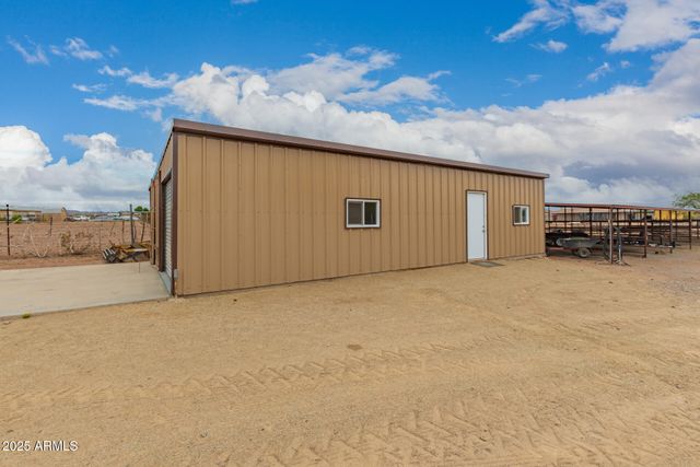 40342 N 253rd Avenue, Morristown, AZ 85342