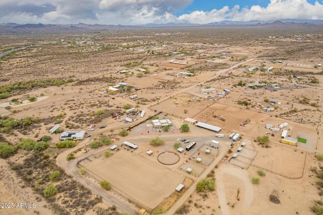 40342 N 253rd Avenue, Morristown, AZ 85342