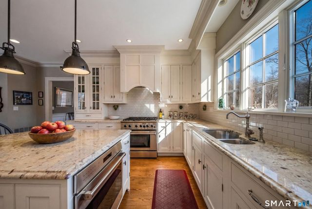 37 Lantern Hill Road, Madison, CT 06443