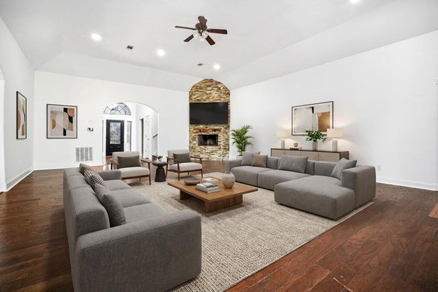 15810 Juneau Lane, Jersey Village, TX 77040