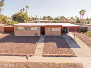 9134 E Calle Cascada, Tucson, AZ 85715