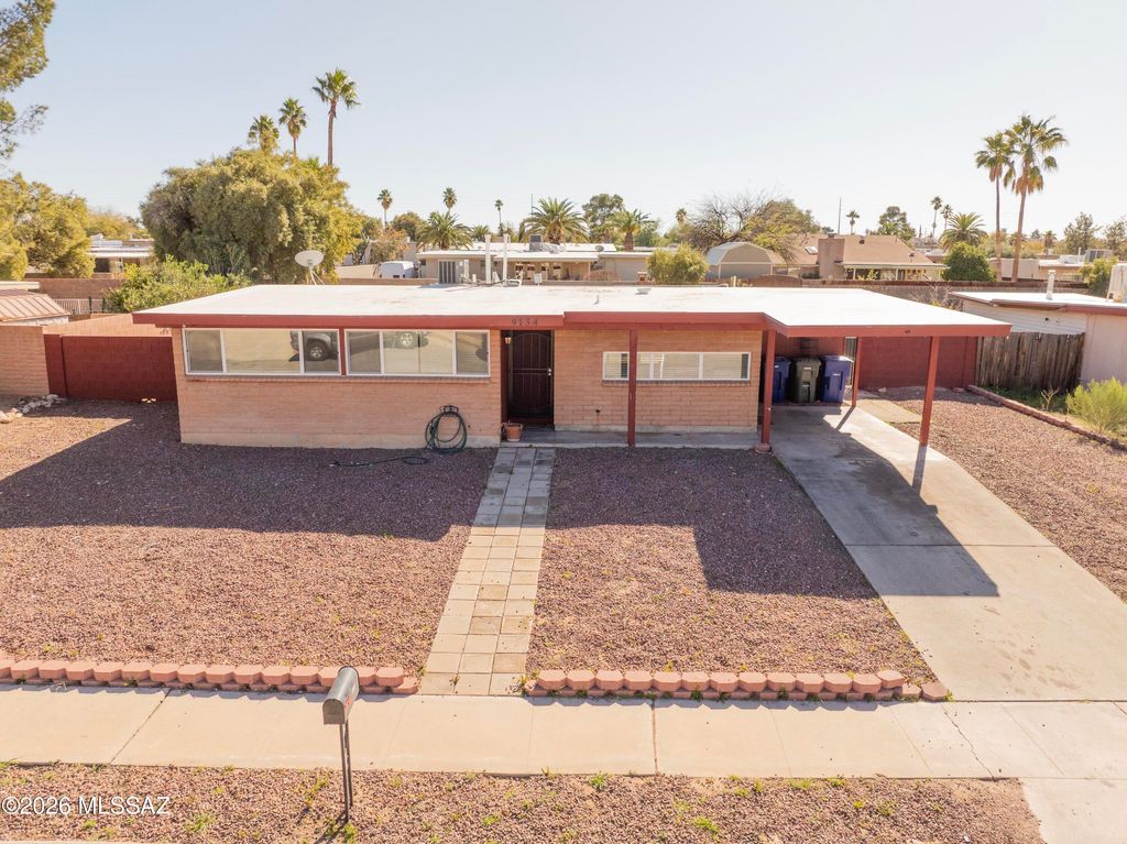 9134 E Calle Cascada, Tucson, AZ 85715