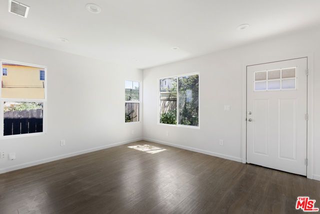 1562 Attridge Avenue, Los Angeles, CA 90063