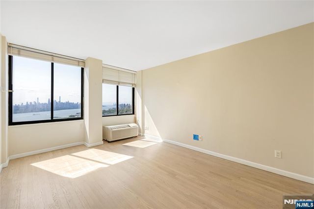 200 Winston Drive 2019, Cliffside Park, NJ 07010