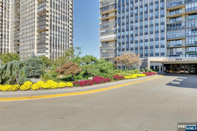 200 Winston Drive 2019, Cliffside Park, NJ 07010