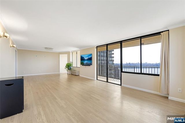 200 Winston Drive 2019, Cliffside Park, NJ 07010