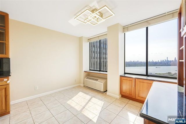 200 Winston Drive 2019, Cliffside Park, NJ 07010