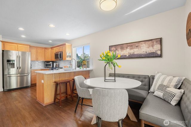 1311 E 16TH Circle, La Center, WA 98629