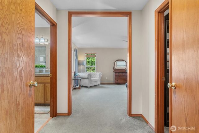 1311 E 16TH Circle, La Center, WA 98629