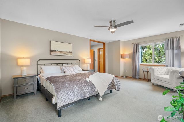 1311 E 16TH Circle, La Center, WA 98629