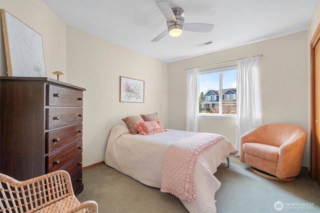 1311 E 16TH Circle, La Center, WA 98629