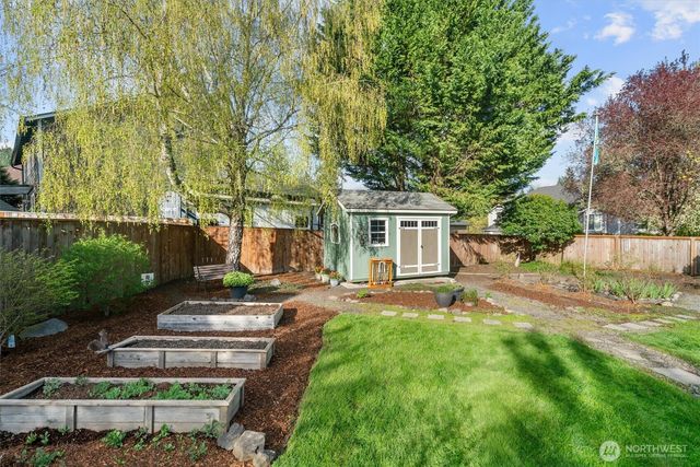 1311 E 16TH Circle, La Center, WA 98629