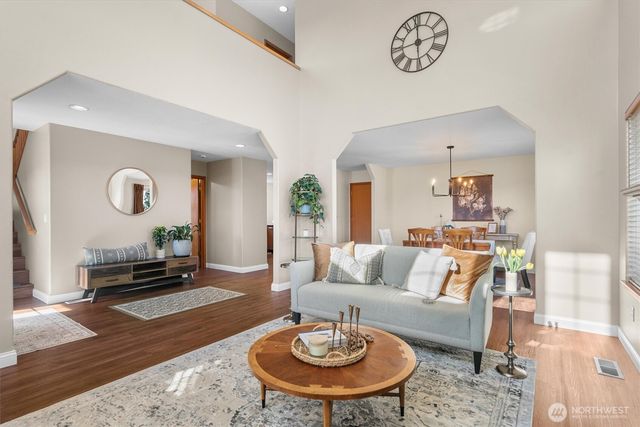 1311 E 16TH Circle, La Center, WA 98629