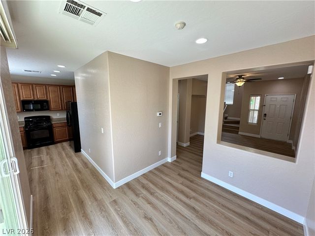 8146 Lake Chippewa Street, Las Vegas, NV 89113