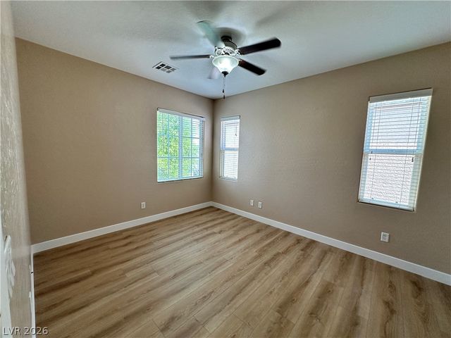 8146 Lake Chippewa Street, Las Vegas, NV 89113