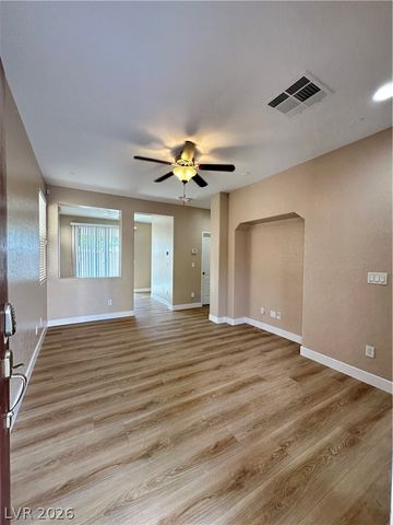 8146 Lake Chippewa Street, Las Vegas, NV 89113