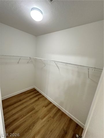 8146 Lake Chippewa Street, Las Vegas, NV 89113