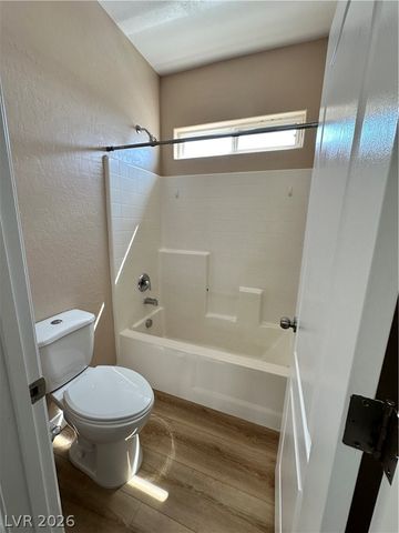 8146 Lake Chippewa Street, Las Vegas, NV 89113