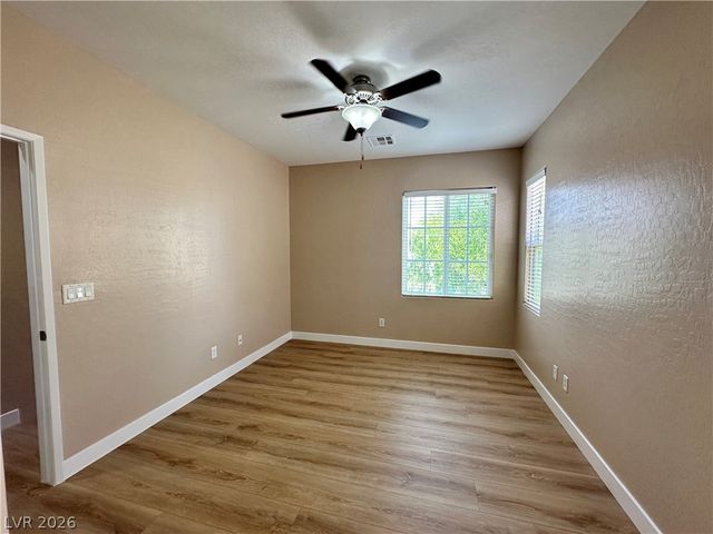 8146 Lake Chippewa Street, Las Vegas, NV 89113