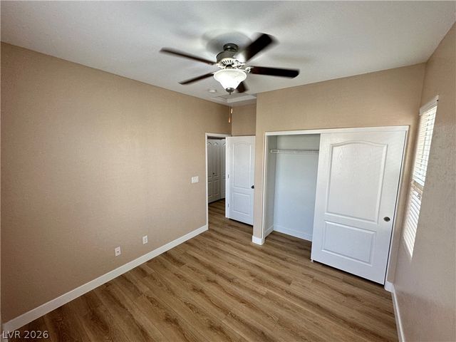 8146 Lake Chippewa Street, Las Vegas, NV 89113