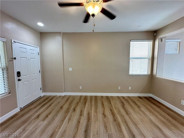 8146 Lake Chippewa Street, Las Vegas, NV 89113