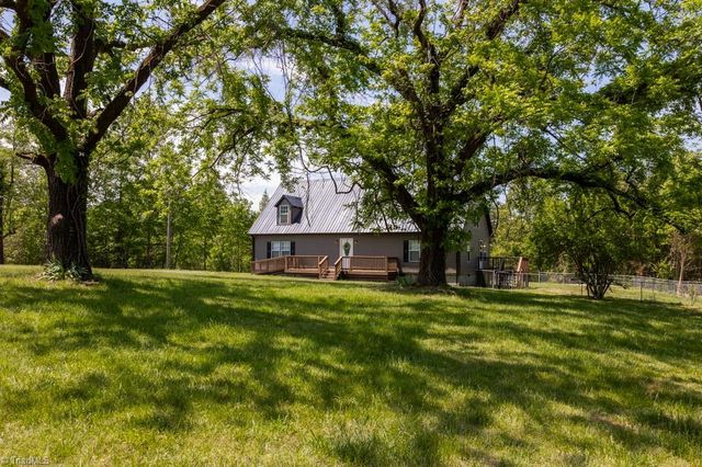 258 Buttercup Road, Eden, NC 27288
