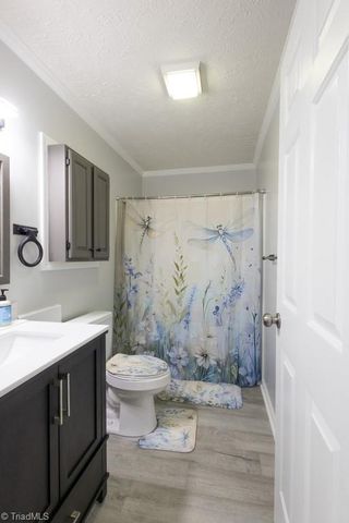 258 Buttercup Road, Eden, NC 27288