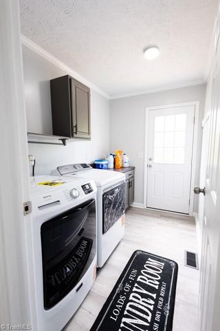 258 Buttercup Road, Eden, NC 27288
