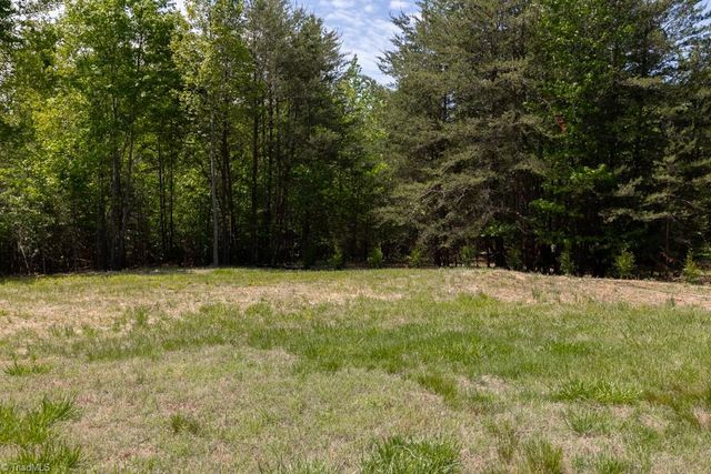 258 Buttercup Road, Eden, NC 27288